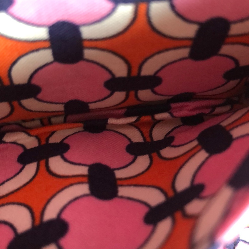 NEW Vera Bradley Crossbody wallet - Picture 5 of 9
